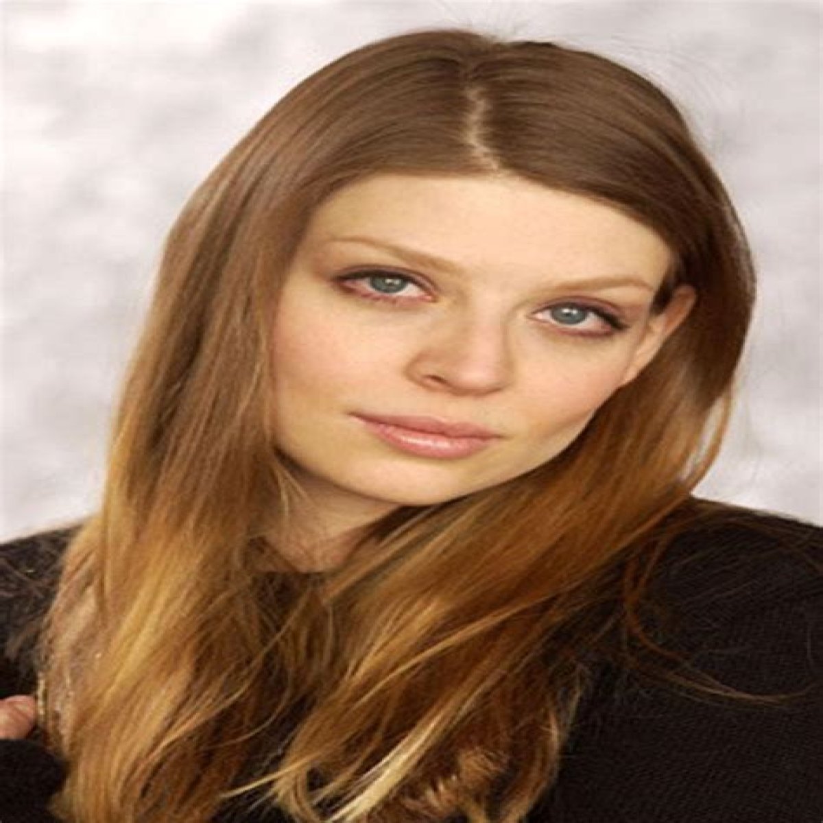 Amber Benson Bio (Wiki)
