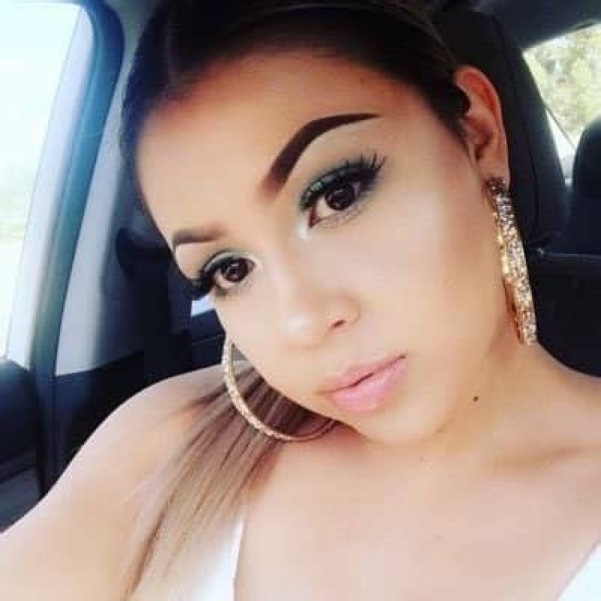 Claudia Regalado Net Worth | Bio, Family, Address, Career