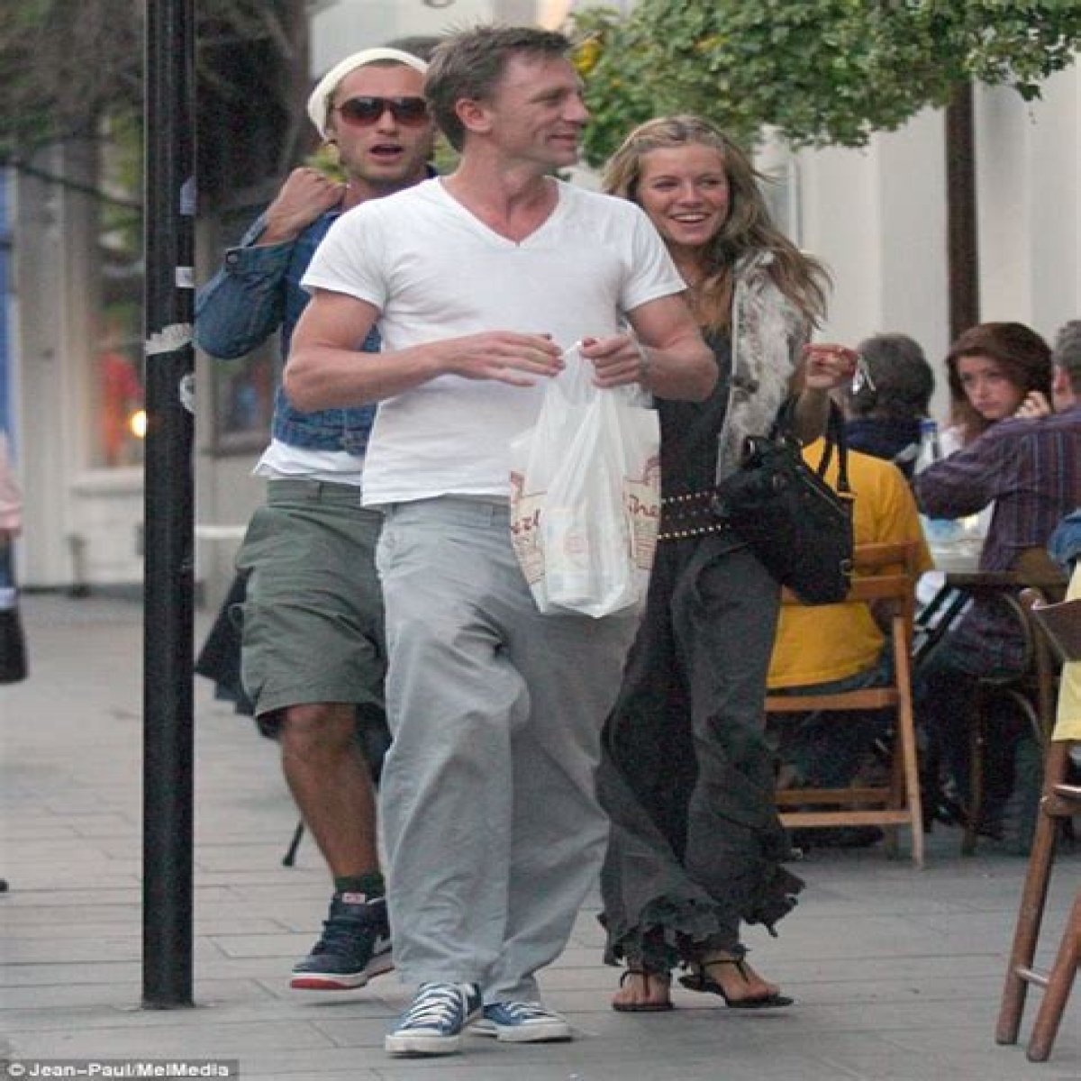 Jude Law confirms: Daniel Craig & Sienna Miller had an affair in 2005