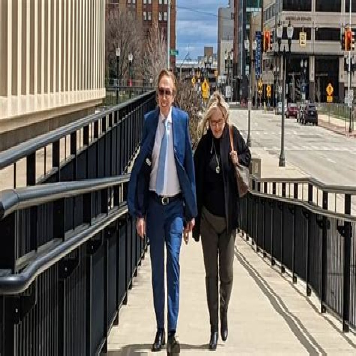 Perry Johnson wife: Is Perry Johnson married?